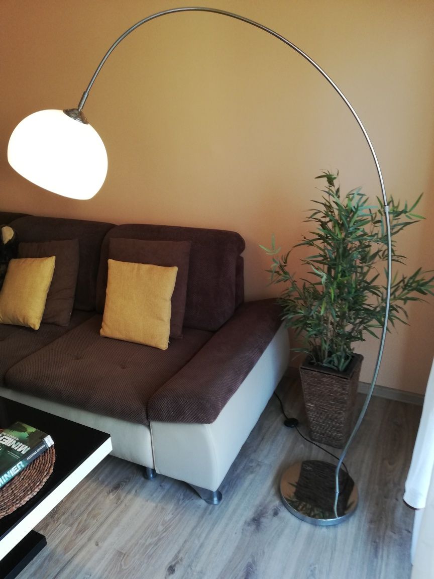 Lampa podłogowa łukowa stojaca