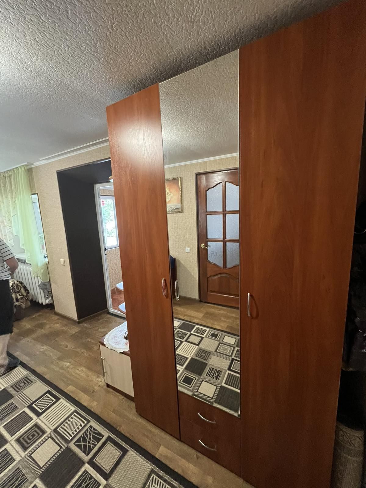 Продаю Шафу в доброму