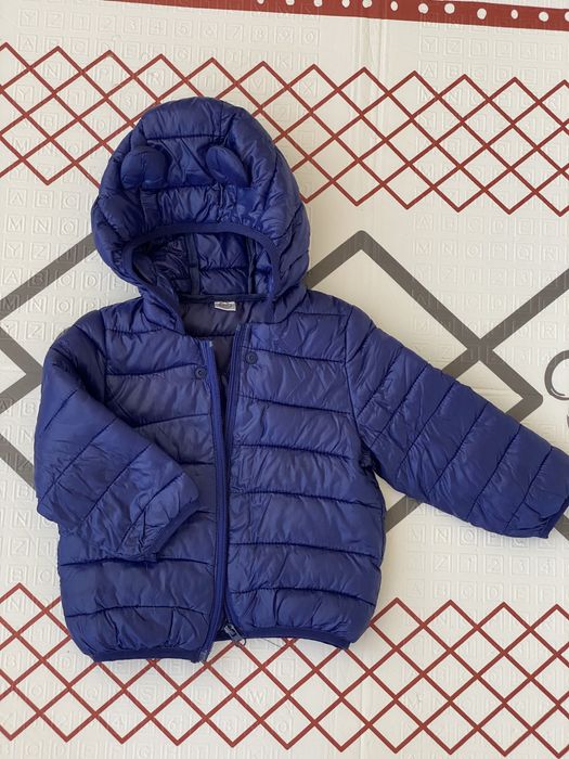 Продам детскую курту размар 80 на 1,5-2 года