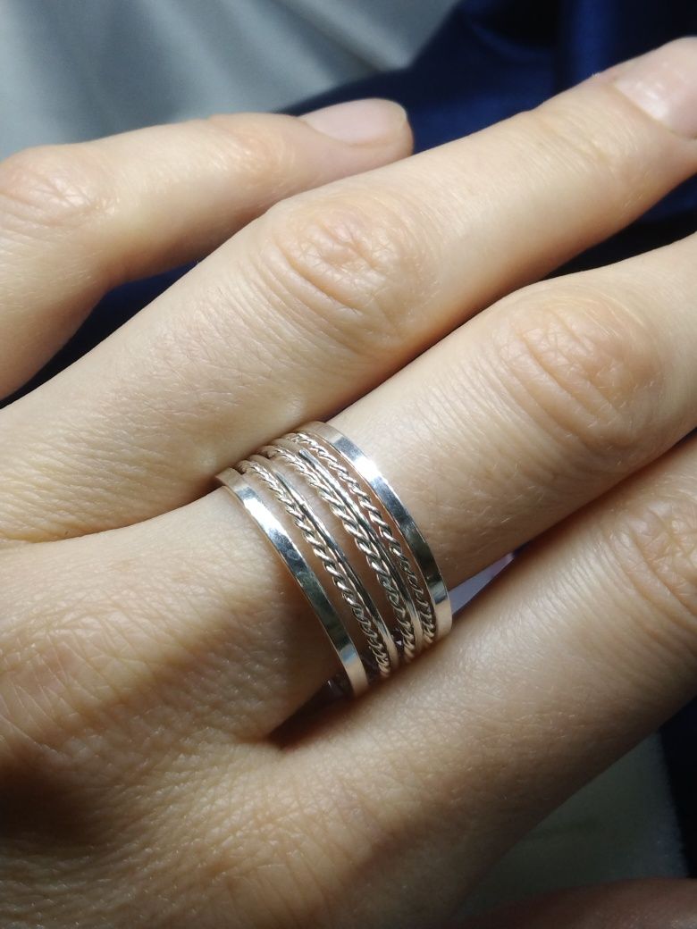 Zachwycający Srebrny pierścionek, srebro 925, R24,5 (224)