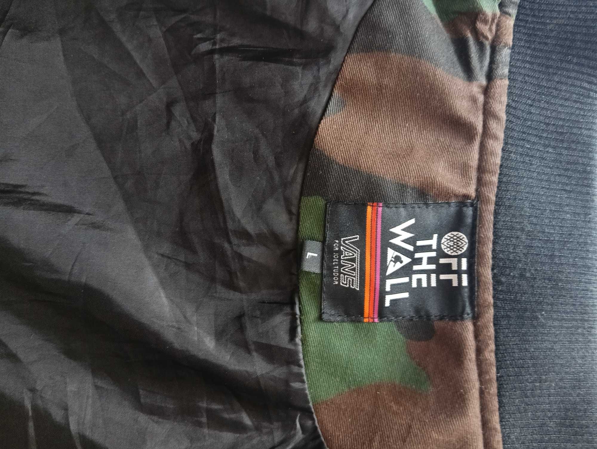 Vans męska kurtka moro, bomberka r.L nowa bez metek