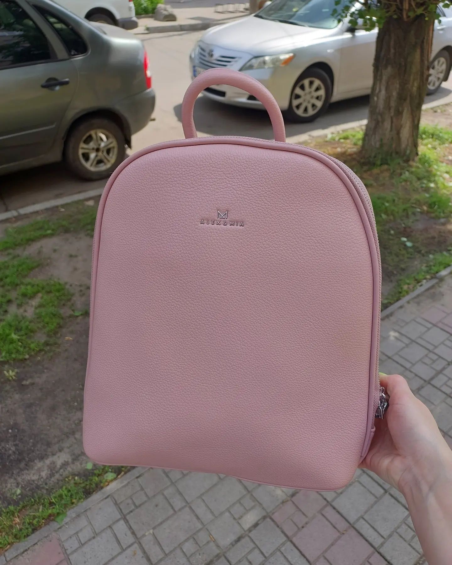 Рюкзак женский  жіночий спортивний городской рюкзак-сумка