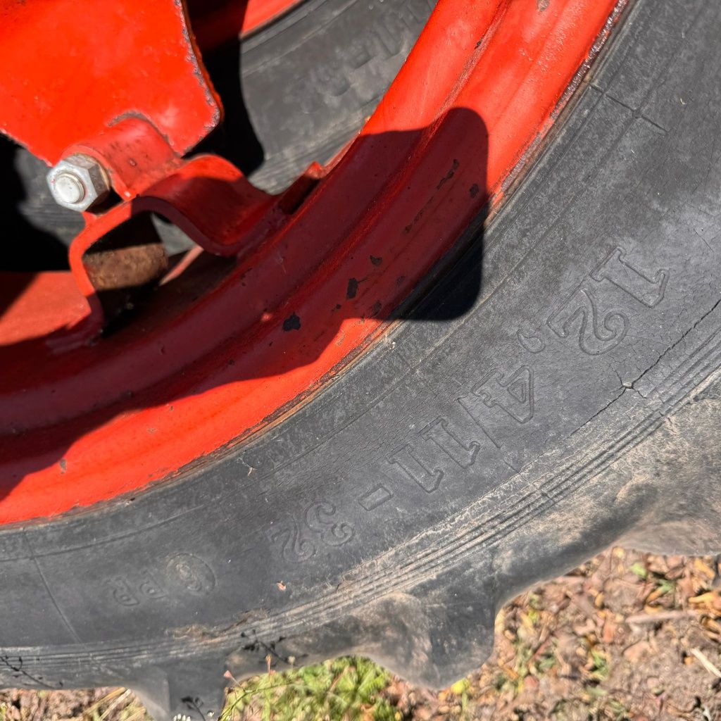 Koła 12,4 r 32 zetor 5211 Ursus 360 koła 12,4 32 wąskie przestawne
