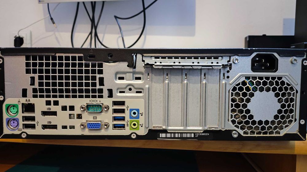 Komputer HP EliteDesk 800 G1 i5/16GB/250SSD/1TBHDD W11 + dodatki