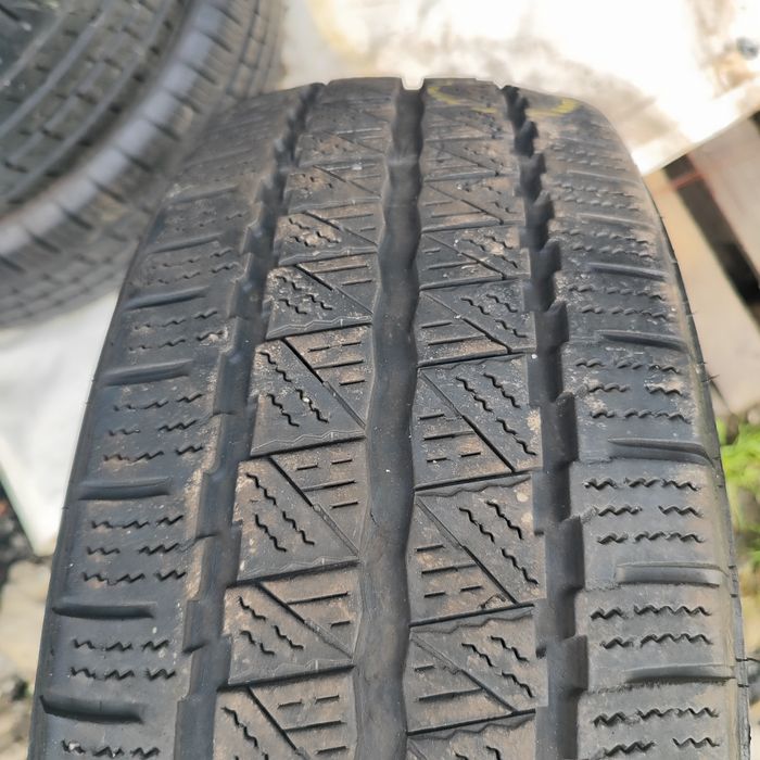 215 65 R16C Zeetex WV1000 opona zimowa 2021r