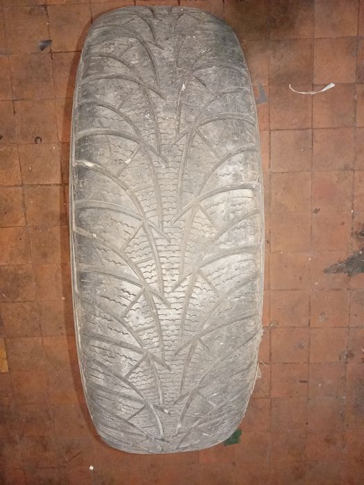 Продам шину з диском