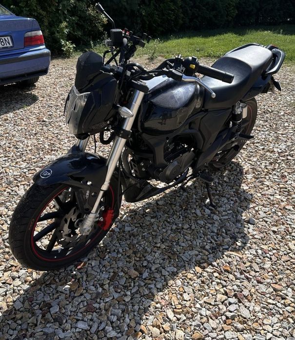 Motocykl naked KEEWAY RKV 125 szosowy na KAT A1/B