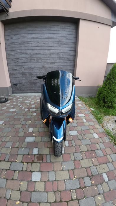 Yamaha n-max 125cc 2024p
