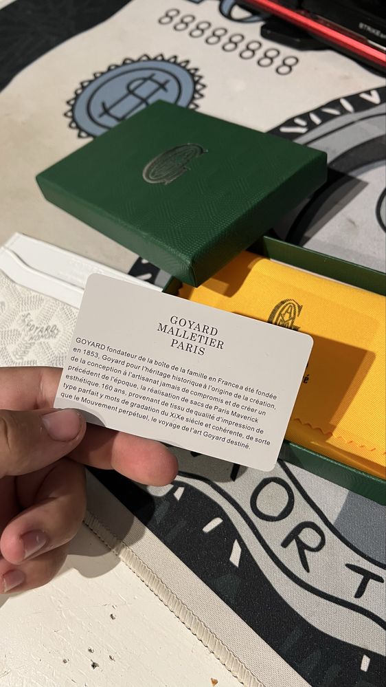 carteira goyard branca