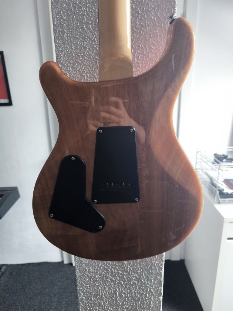 PRS SE Custom 24 Cherry flame