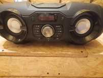 Czarny boombox Qilive