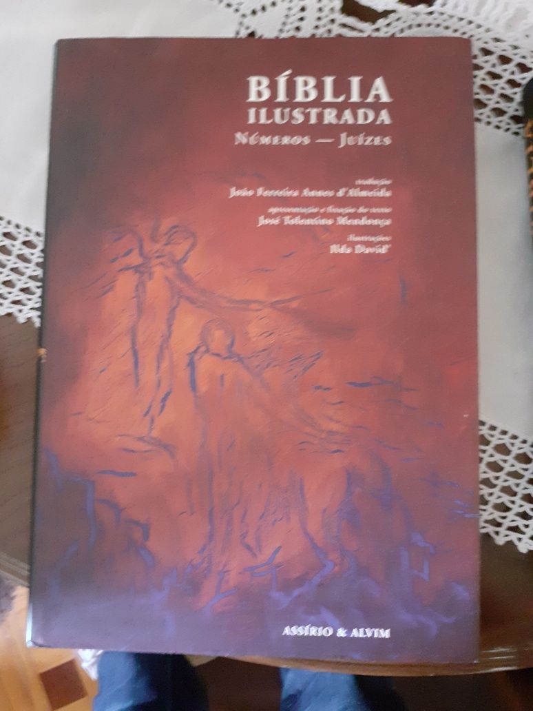 Bíblia ilustrada da Círculo de Leitores