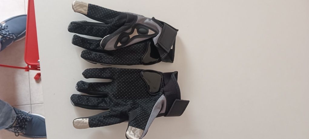 Luvas para trotinetes e Motos