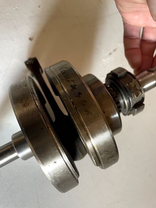 wal korbowy korba Kawasaki KLR 125  oryginał Japan Nowy