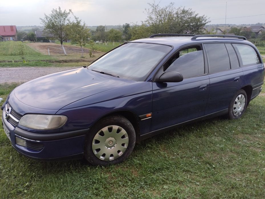 Опель Омега 1996р