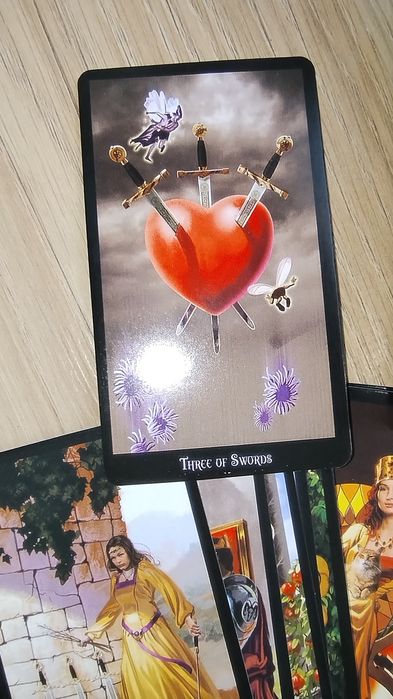 Revendedora de Tarots & Oráculos – Vários Baralhos Novos – 13,50€ c/ p