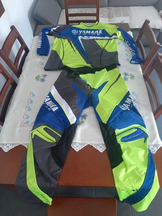 Equipamento completo  de motocrosse