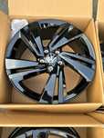 Nowe Oryginalne Felgi do VW T-Roc 18&#039;&#039; R line.  2Ga601025BA