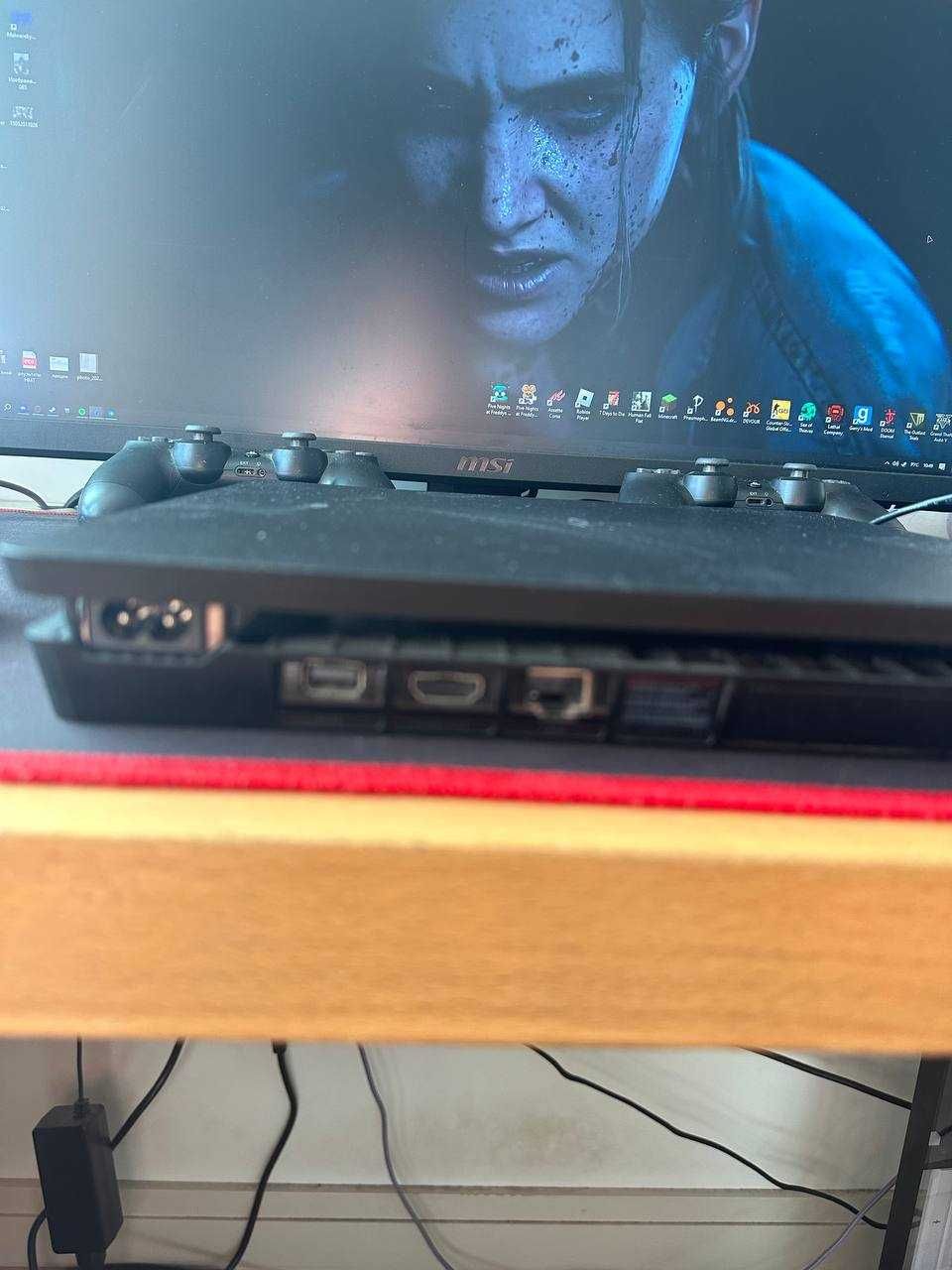 Playstation 4 ( комплект настоящего геймера)
