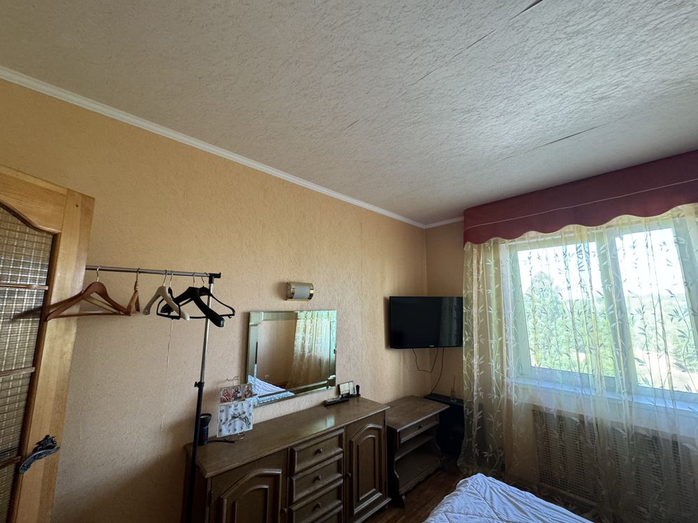 Продаж 3х кімнатної район ДНС