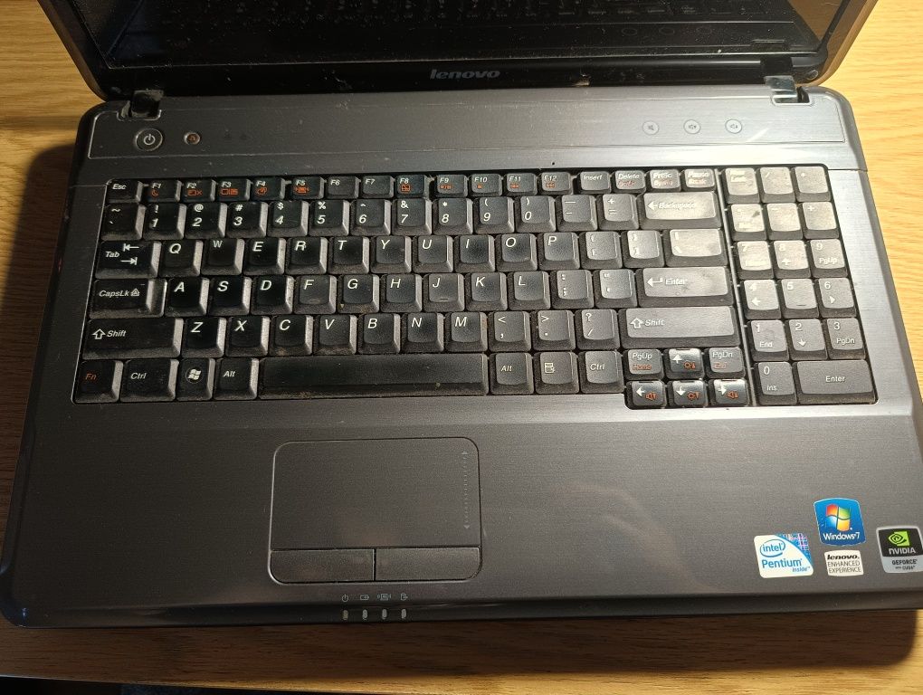 Laptop Lenovo g550