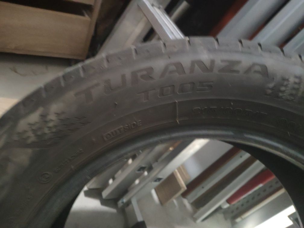 Sprzedam opony letnie bridgestone turanza t005 215/60/17