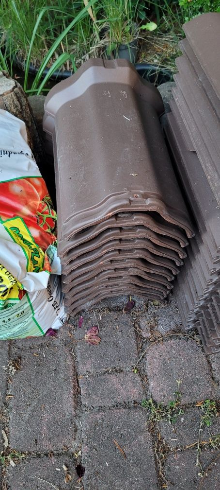 Dachówka braas rubin brązowa nowa plus gąsiory