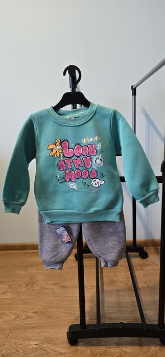 "Nowy dres dziecięcy z bawełny  dla dziewczynki 92cm