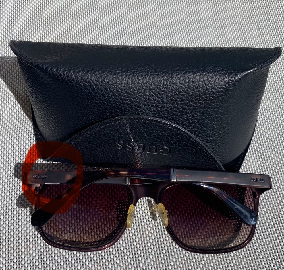 Oculos de sol - GUESS
