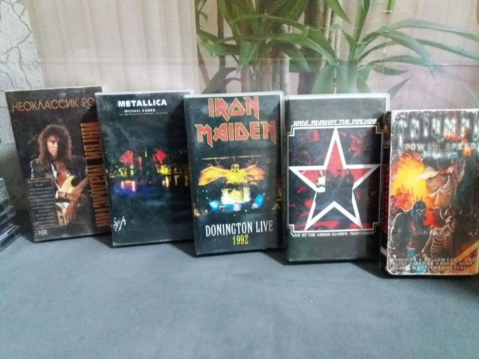 Видеокассеты музыкальные Битлз