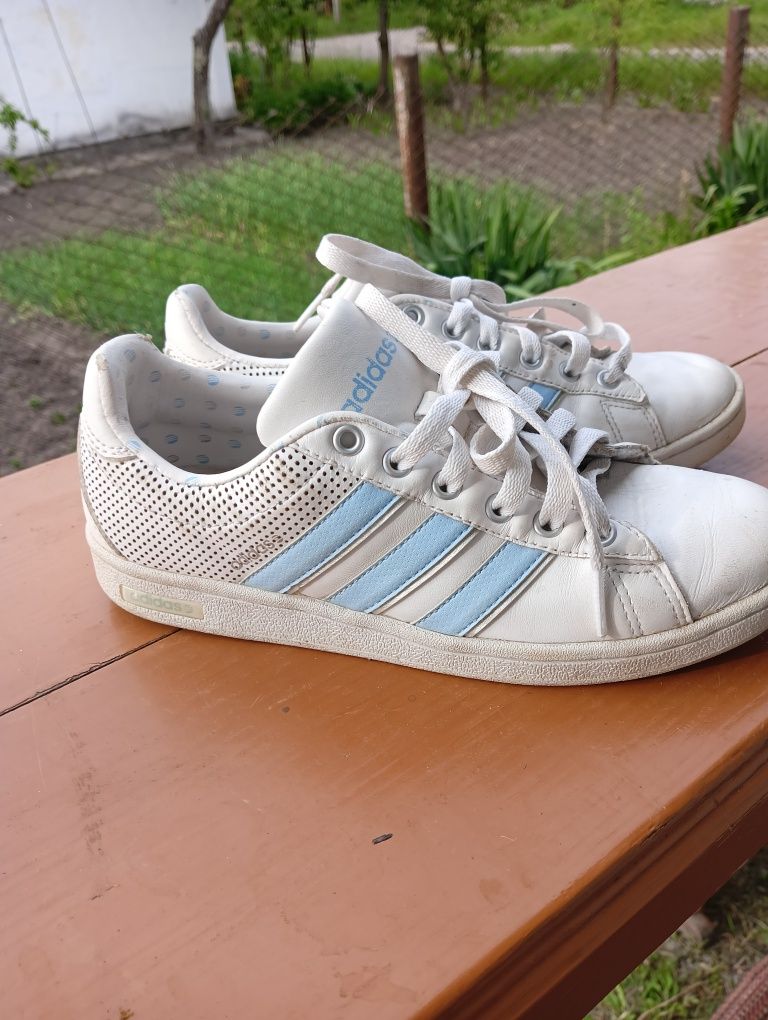 Кросівки Adidas 36 роз.