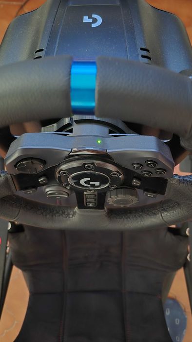 Volante Logitech G923 + Cadeira playseat Challenge