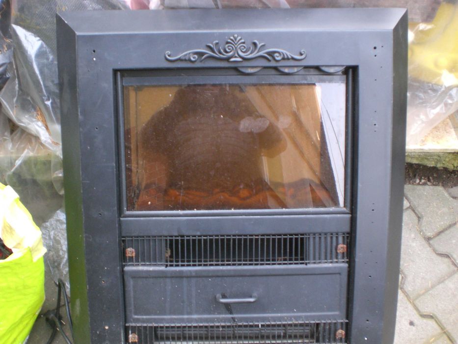 elektryczna imitacja kominka