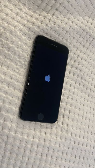 iPhone SE 2022, 128GB Preto