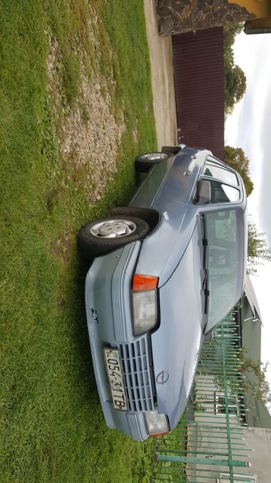 Опель Кадет 1.3 бензин