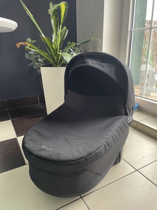 Sprzedam gondole cybex balios s lux