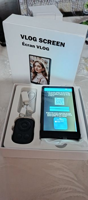 Беспроводной екран для селфи с основной камеры