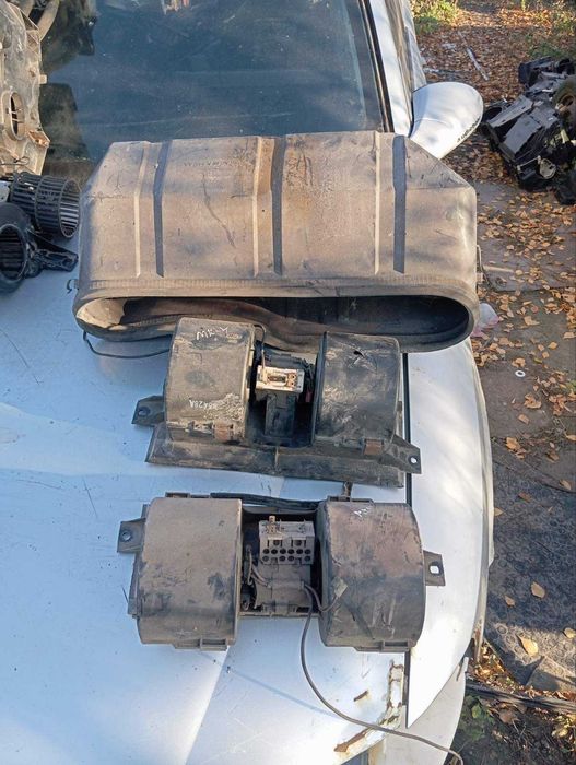 Колінвал форд ескорт 1.6 блок поршень escort 1.6 1.4 1.3 Sierra 2.0