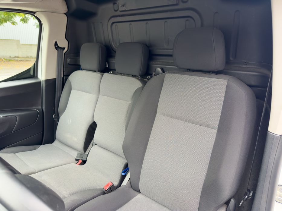 PEUGEOT PARTNER 1.6 HDI Pro Nacional IVA dedutivel