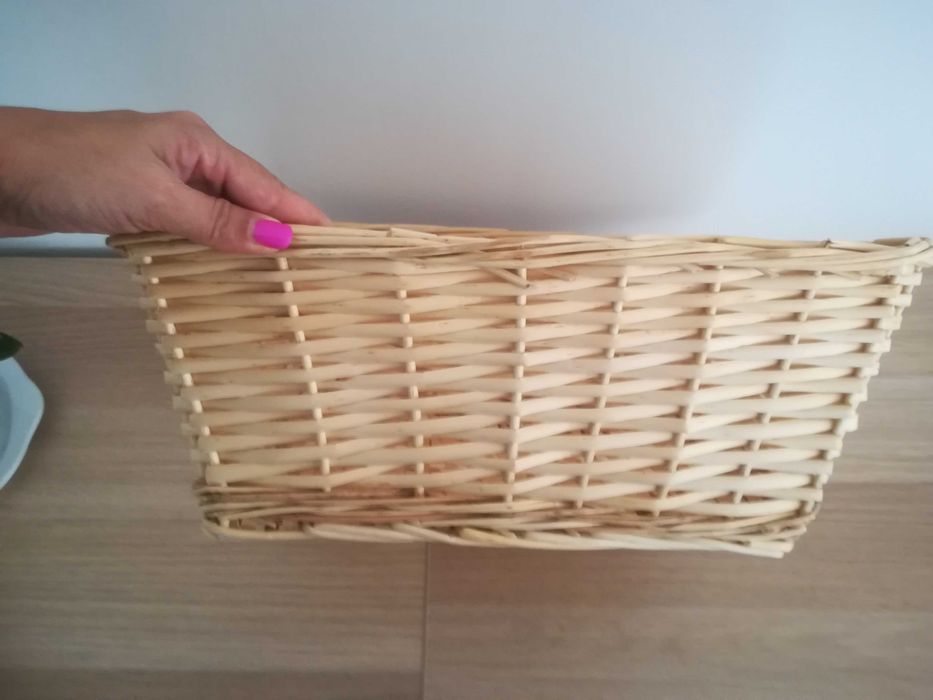 Cesto em palha:   30x38x16
