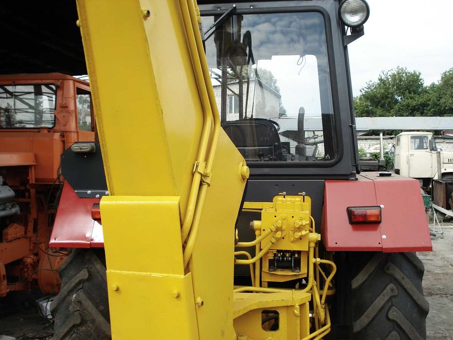 продам екскаватор БОРЕКС 2102