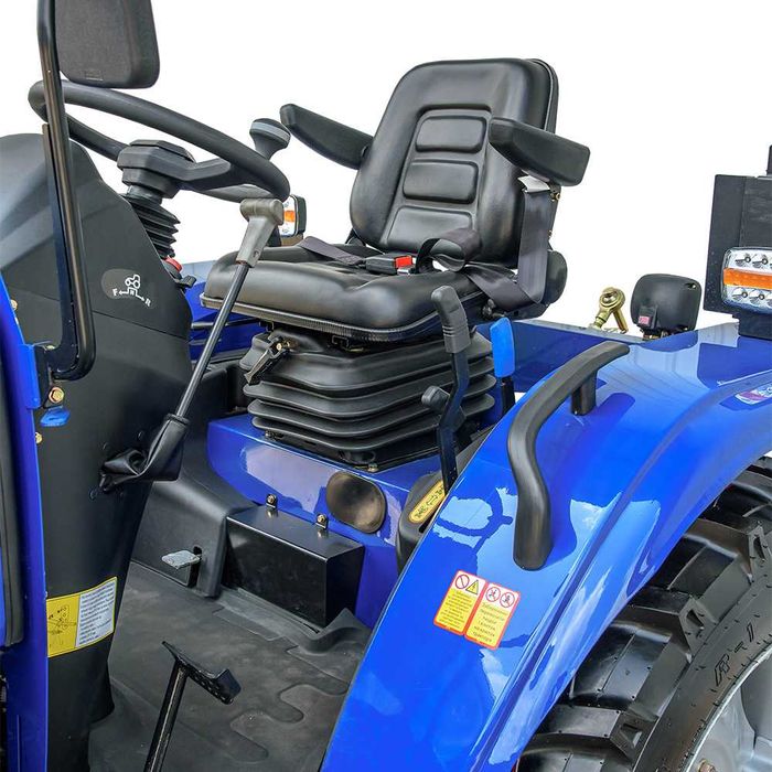 Трактор  ДТЗ 244