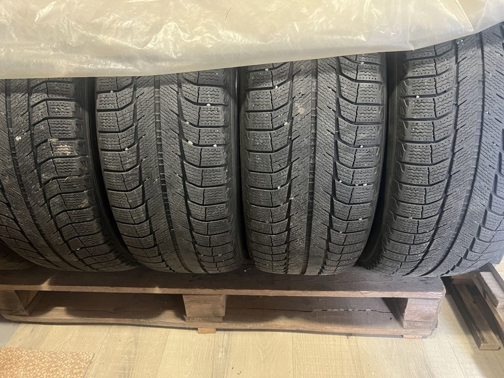 MICHELIN 255/55 R19 111H