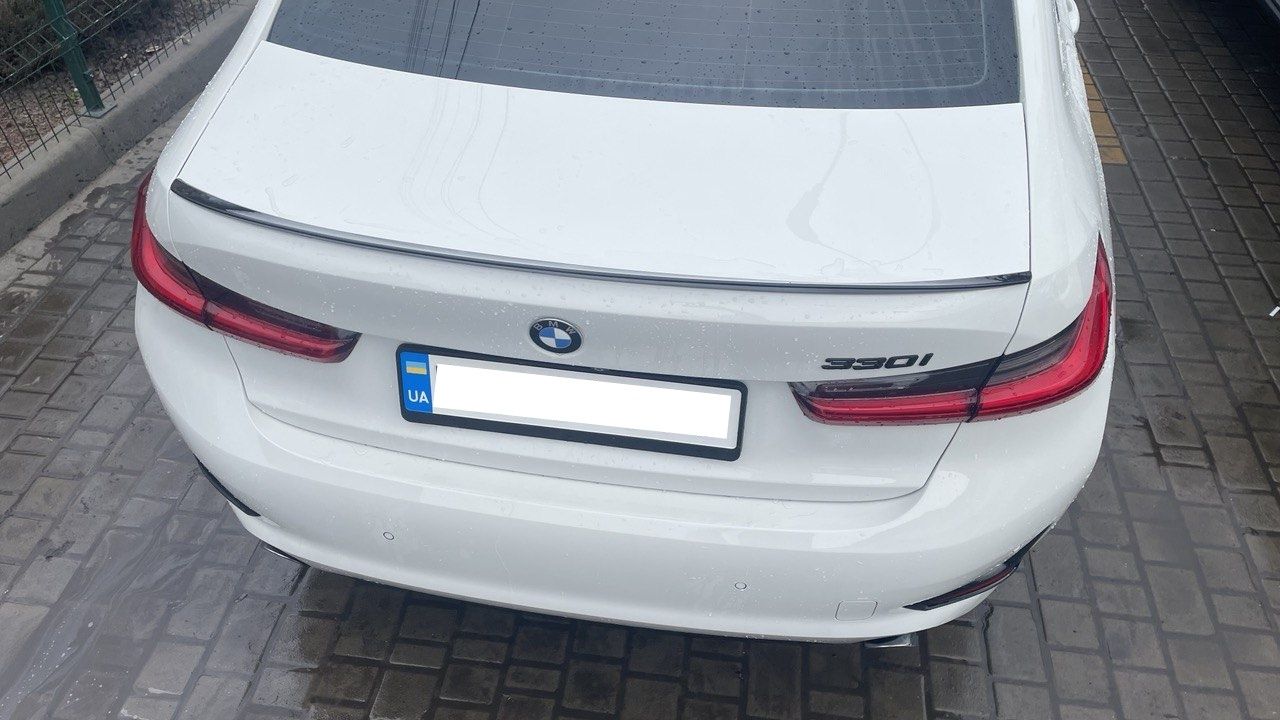 Спойлер накладка BMW G20 лезвие