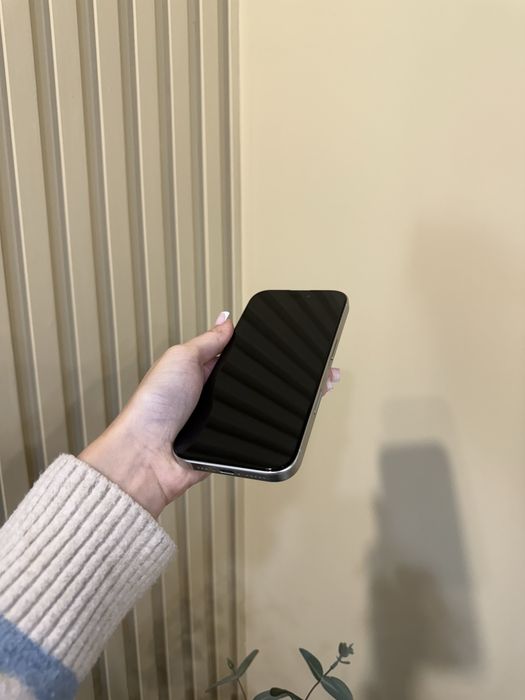Used IPHONE 16 Pro 256 White Titanium + Box Neverlock Дорошенка,28