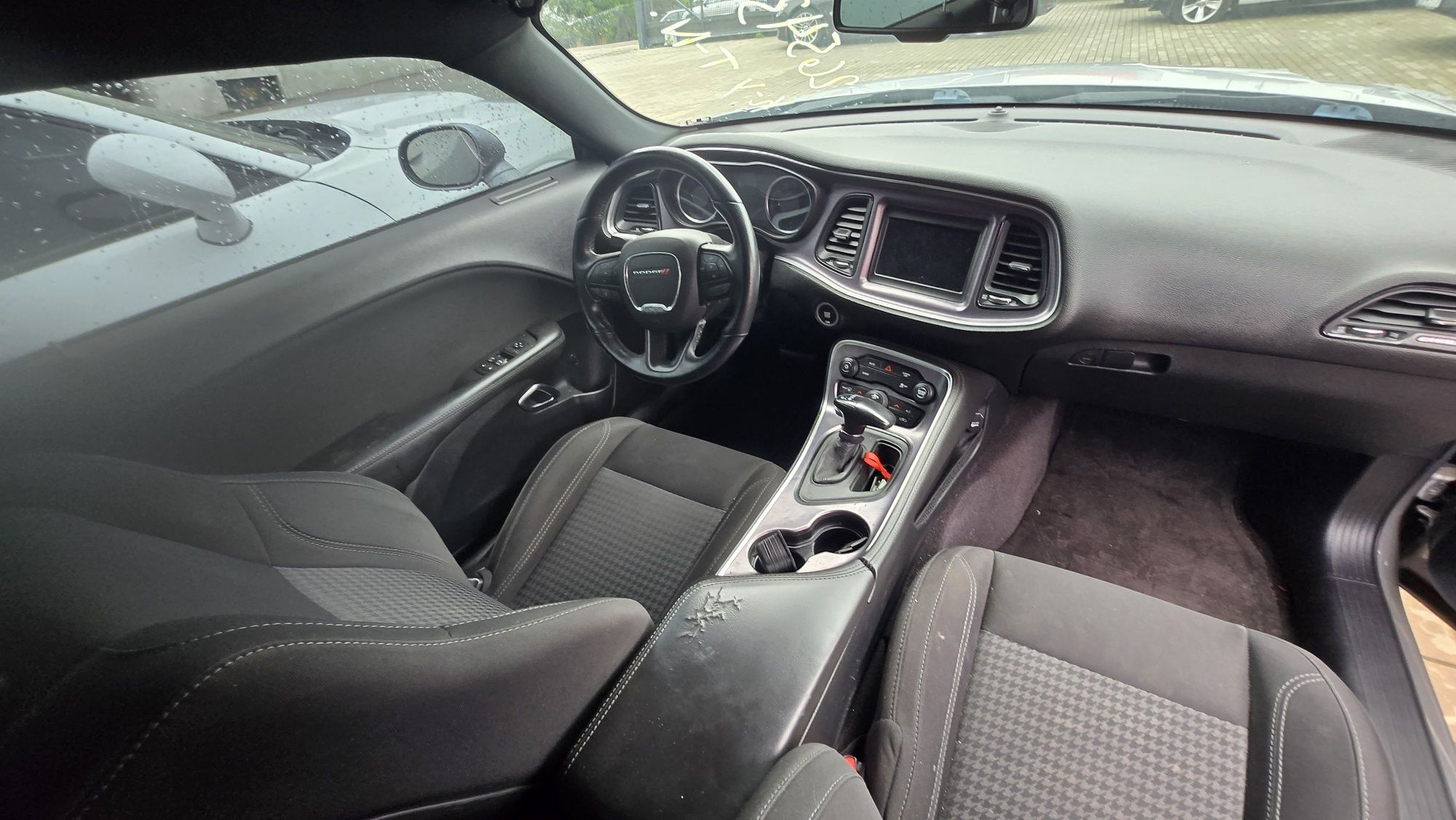 Dodge Challenger R/T 5.7 hemi v8 2018