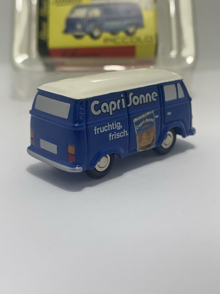 Volkswagen T2 da Schuco Piccolo 1:90