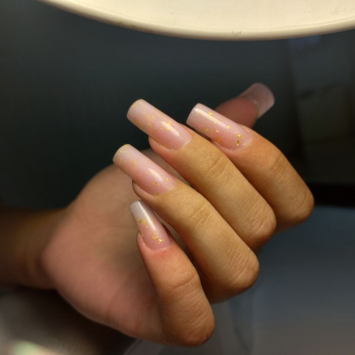 Послуги майстра манікюру