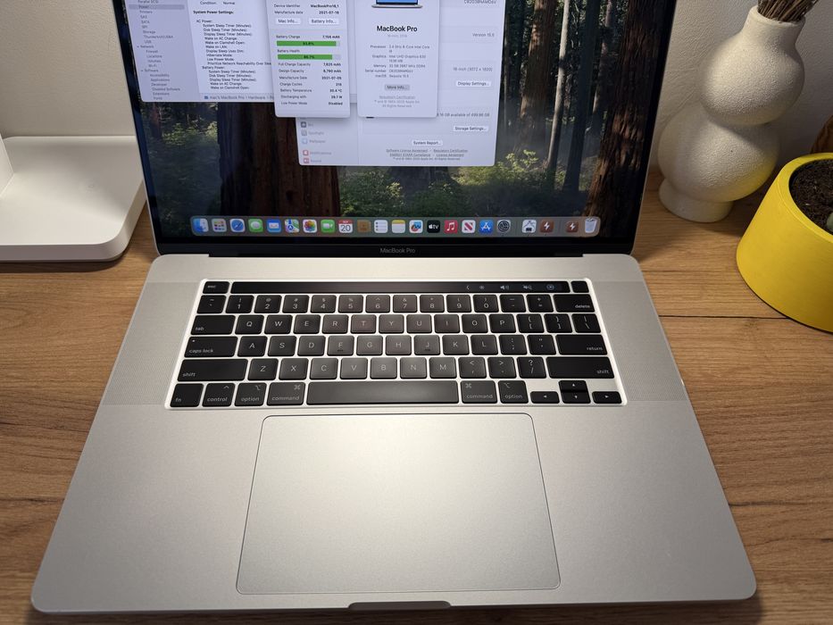 MacBook Pro 16 2019 Intel i9 32GB RAM 512GB Radeon 5500 4Gb