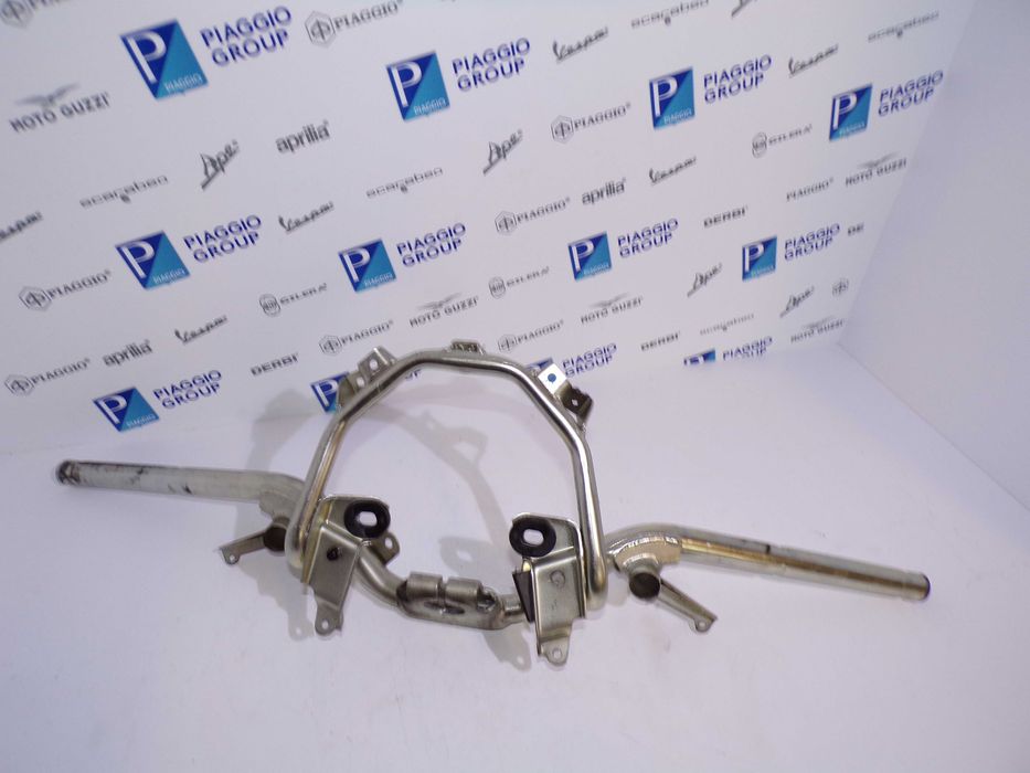 Kierownica Piaggio Beverly 125/350cc 10-20r. Oryginał